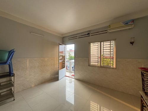 បន្ទប់​ជួល