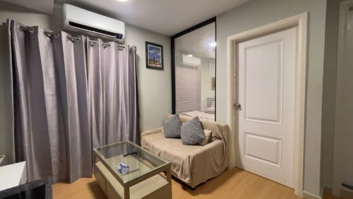កាន់ម្ចាស់ផ្ទាល់