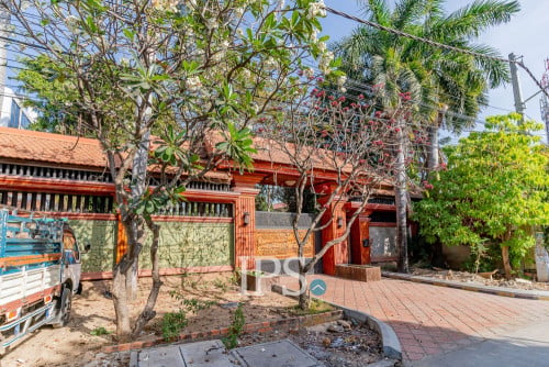 ដីសម្រាប់លក់ ទំហំ ​1,384 Sqm Residential Land For Sale - Chroy Changvar, Phnom Penh!!!!!