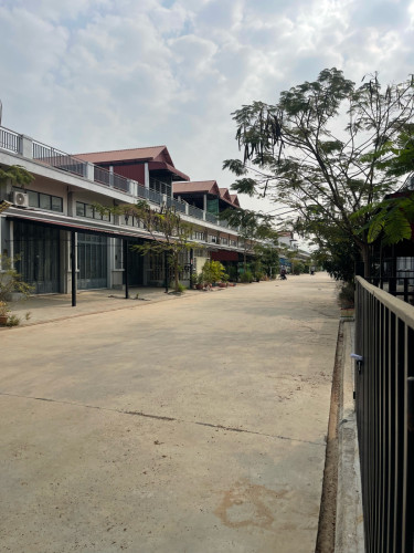 តម្លៃលក់ដាច់តែ25500$