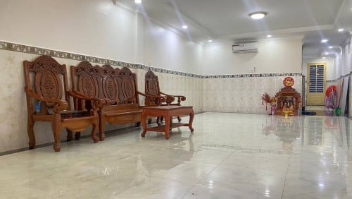 ផ្ទះលក់បន្ទាន់ ម្ចាស់ផ្ទាល់ 3ជាន់កន្លះ ប្លង់សេ 3 សន្លឹកកន្លះ 199000$ ចរចា