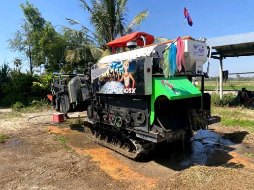 ម៉ាស៊ីនច្រូតលក់ 3800 ប្រញាប់លុយសងធានាគា កង់ថ្មីមួយគូរ