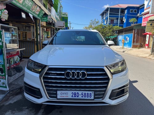 ឡាន​លក់​ Audi Q7 2017
