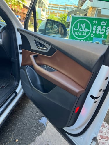 ឡាន​លក់​ Audi Q7 2017