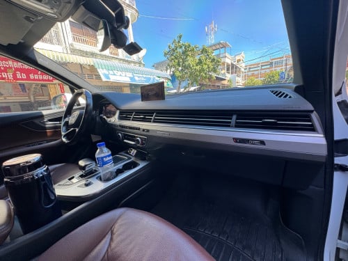 ឡាន​លក់​ Audi Q7 2017