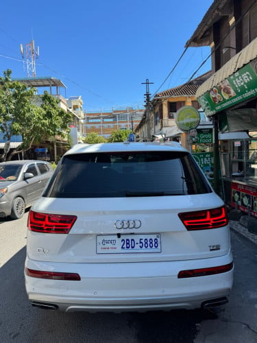 ឡាន​លក់​ Audi Q7 2017