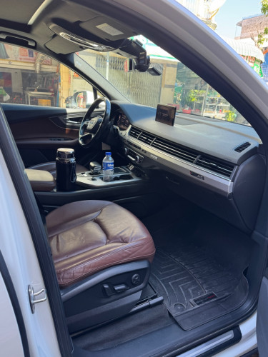 ឡាន​លក់​ Audi Q7 2017