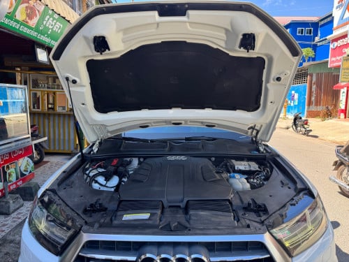 ឡាន​លក់​ Audi Q7 2017