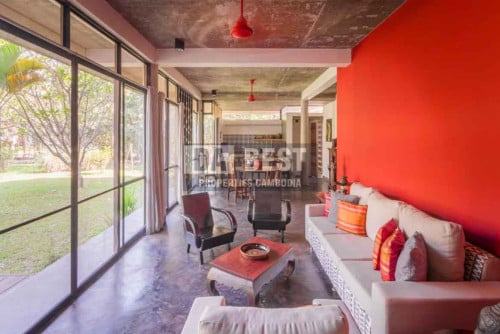 ផ្ទះលក់ក្នុងក្រុងសៀមរាប/House for Sale in Siem Reap