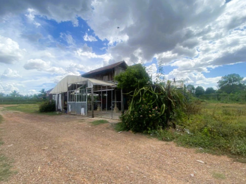 🏦House Available for Urgent Sale at a Special Price (Negotiable).
