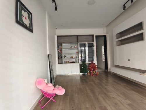 4 Bedrooms For Rent At Peng Hout Beoung Snor Clos to CIA Chbar Ampov