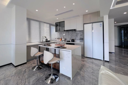 4BR Morgan Sky Palace Penthouse on 49F with Riverside Views, 266 Sq.m., for Sale at $939,600