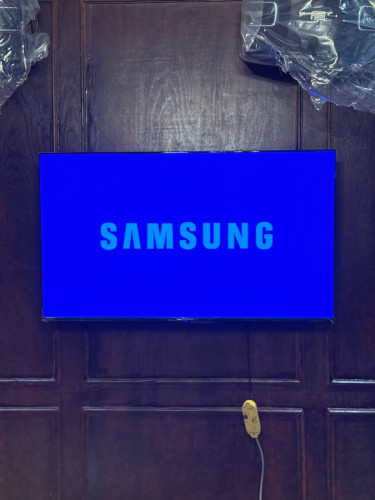 60 inch UHD 4k Samsung smart