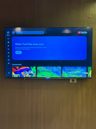 60 inch UHD 4k Samsung smart