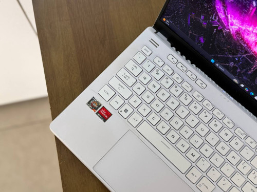 Asus ROG Zephyrus G14 GA402RJ ( 99% )AMD Ryzen 7 6800S, RAM 16GB, SSD 1TB, AMD Radeon RX6700S 8GB