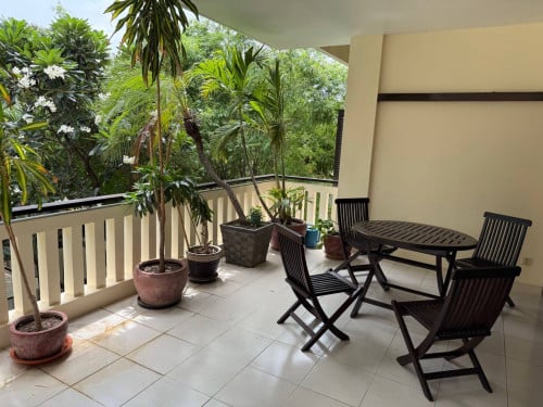 Colonial 2 Bedrooms Apartment for Rent in Daun Penh | 250m from Lycée Français René Descartes