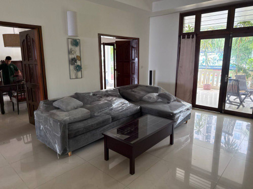 Colonial 2 Bedrooms Apartment for Rent in Daun Penh | 250m from Lycée Français René Descartes