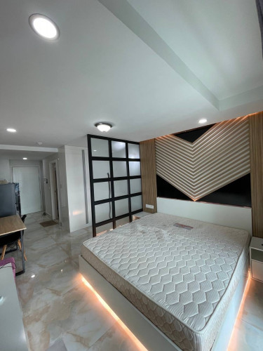 Condo UK 313 for rent