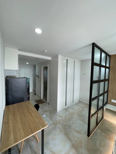 Condo UK 313 for rent