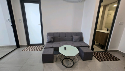 5mn ពី Chip Mong 271 Condo ជួលនៅ Urban Village