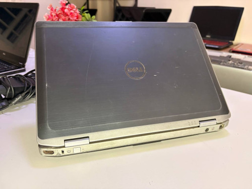Dell Latitude E6430 /i5-3320M / RAM 4GB / SSD256GB / Battery 🪫 Broken 55$