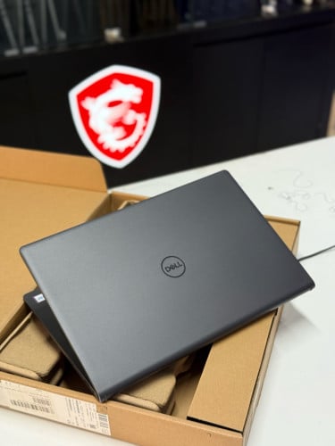 Dell Vostro 3530 I5-16G-512G-120Hz : 529$