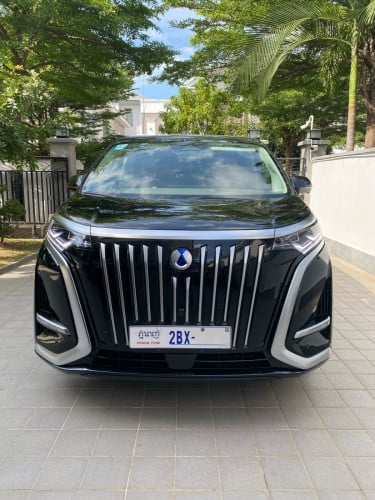 Denza D9 EV 620km
