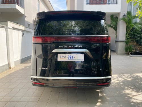 Denza D9 EV 620km