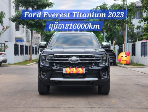 Ford Everest 2023 Titanium ថ្មីណាស់16000គីឡូតិច