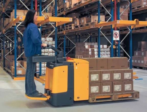 Forklift អេឡេវ៉ាទ័រ Stacker Pallet Reach Truck