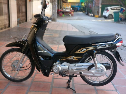 Honda Dream 2025