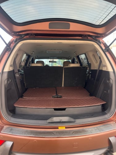 ISUZU MU-X 2016