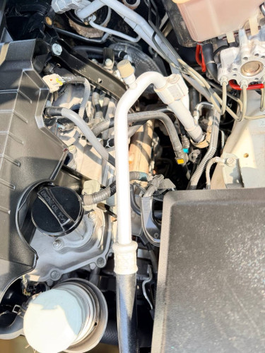Land Cruiser V6 2010ឡេីង​2021 ម្ចាស់ដេីមទីមួយ​ ទឹកថ្នាំបាញ់តែកន្លែកឡេីងទេបងប្អូន