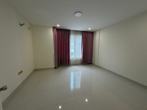 LC2 for rent at Borey PH Boung Snor