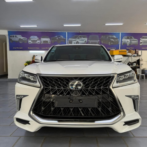 Lexus LX570 Super Sport 2018 ទឹកថ្នាំហ្សុីនមួយជុំ ម្ចាស់ដើមទី1 តម្លៃនិយាយគ្នាបាន 保證特價