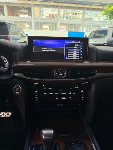 Lexus LX570 Super Sport 2018 ទឹកថ្នាំហ្សុីនមួយជុំ 100%  តម្លៃនិយាយគ្នាបាន 保證特價