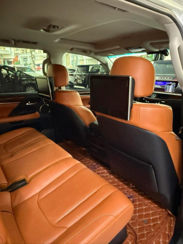 Lexus LX570 Super Sport 2018 ទឹកថ្នាំហ្សុីនមួយជុំ 100%  តម្លៃនិយាយគ្នាបាន 保證特價