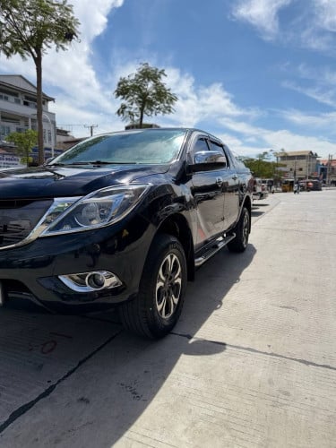 Mazda BT50 2019 ឆ្វេងសុីនក្រុមហ៊ុន​ ពណ៌​ ទឹកប៊ិចបែកក្រម៉ៅ ប៉ុងមួយ​ ម្ចាស់ដេីមទីមួយ​ ធានឡានថ្មីខ្លាំង