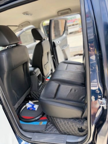 Mazda BT50 2019 ឆ្វេងសុីនក្រុមហ៊ុន​ ពណ៌​ ទឹកប៊ិចបែកក្រម៉ៅ ប៉ុងមួយ​ ម្ចាស់ដេីមទីមួយ​ ធានឡានថ្មីខ្លាំង