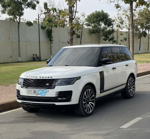Range Rover Voque HSE 2014 Full Option ឡើងសេរីទៅ2022  ម្ចាស់ដើមប្រើថែខ្លាំង ធានាម៉ាសុីនហាប់ណែនស្ងាត់