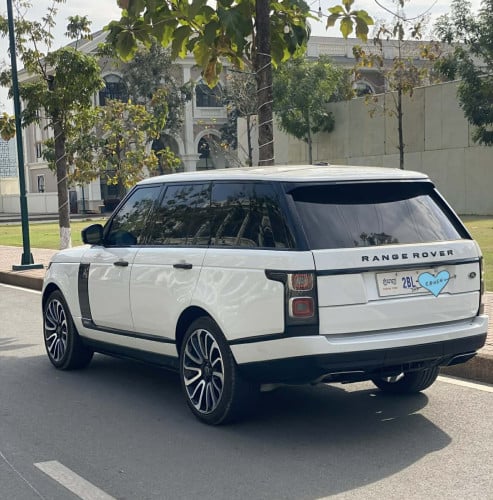 Range Rover Voque HSE 2014 Full Option ឡើងសេរីទៅ2022  ម្ចាស់ដើមប្រើថែខ្លាំង ធានាម៉ាសុីនហាប់ណែនស្ងាត់