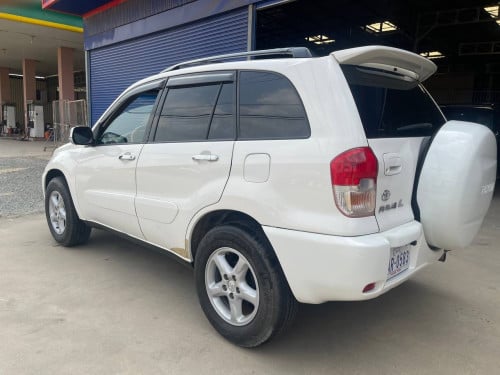 RAV4L Full option បើកដំបូល 01 ប៉ុង2 តម្លៃ$9xxxបង់រំលស់100%