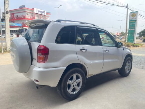 RAV4L Full option បើកដំបូល 01 ប៉ុង2 តម្លៃ$9xxxបង់រំលស់100%