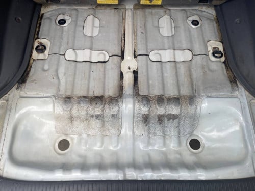 RAV4L Full option បើកដំបូល 01 ប៉ុង2 តម្លៃ$9xxxបង់រំលស់100%
