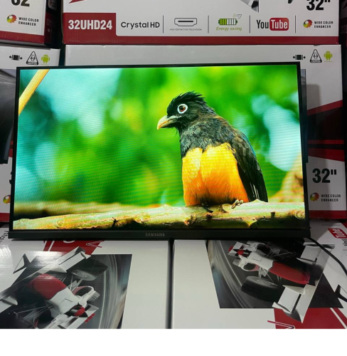 Samsung smart TV 32” crystal
