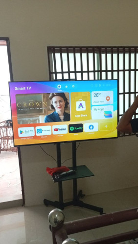 Samsung smart TV 60 inch UHD 4k