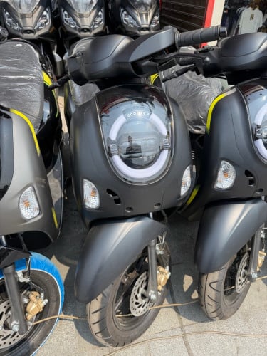 Scooterថ្មីខ្លាញ់គោ 2026=1780$