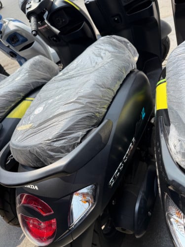Scooterថ្មីខ្លាញ់គោ 2026=1780$