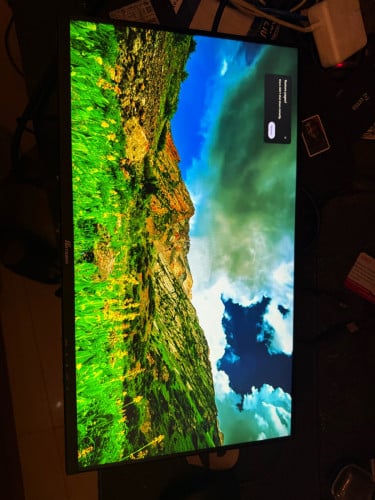 Sell monitor 22 inch HDR 99%