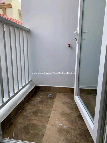 Studio Apartment Elevator st 271 Boeng Tompun